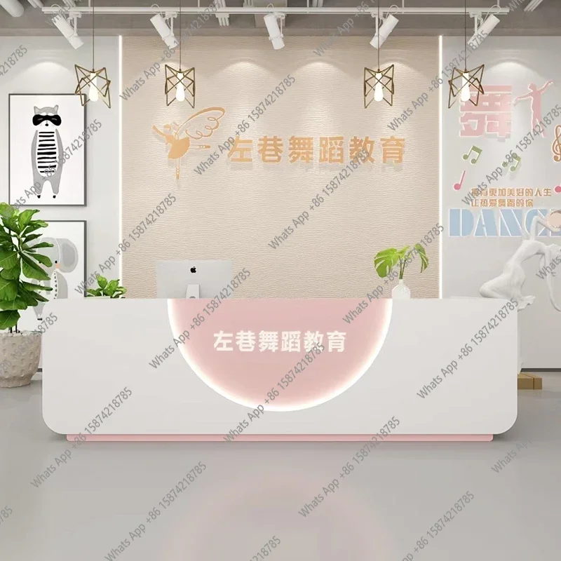 

C69 Роскошные стойки регистрации Современный магазин Красота Ресторан Концертные стойки регистрации Дизайн Comptoire Acc Dua Trendy Furni