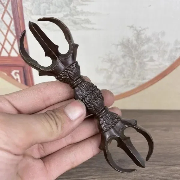 Adorno Decorativo Mágico Tibetano Tantra de Cobre Púrpura con Vajra de Tres Hilos