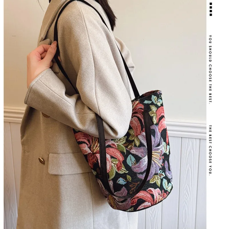 

Vintage Floral Bag Practical Women'S Shoulder Bag Bucket Bag Vintage For Daily Commute Dates Casual Outings