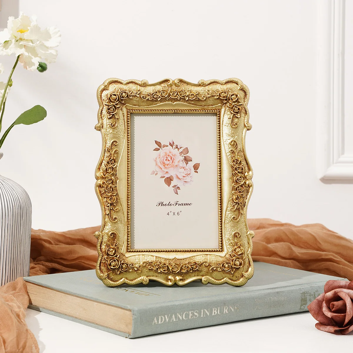 European-style Rectangular Golden Rose Relief Frame