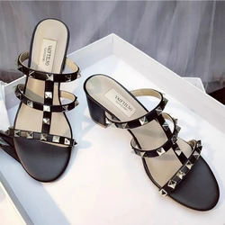 Luxury Genuine Leather Sexy Open Toe Flat Sandals Fashion Rivet Brand High Heels Women's Summer Thick Heel Sandals Pumps 33-41cm