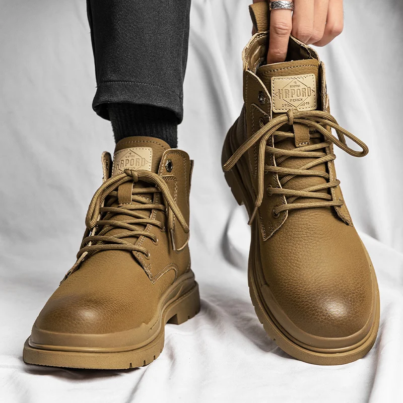 Botas altas amarillas grandes: zapatos de cuero genuino para hombre de otoño, novedad de 2024, suela gruesa elegante que aumenta la altura interior