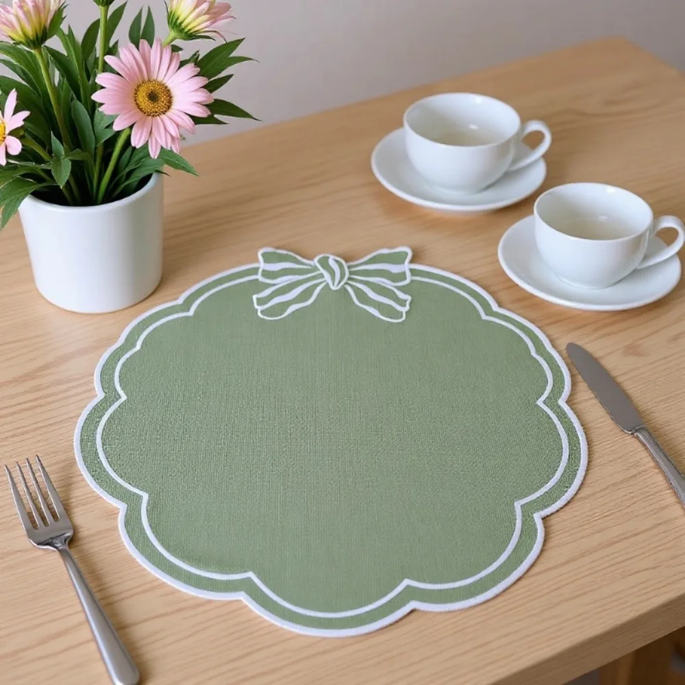 

4PCS Linen Embroidered Table Mats Bowknot Napkins Washable Reusable for Wedding Banquet Mother's Day Home Dining Decor Placemats