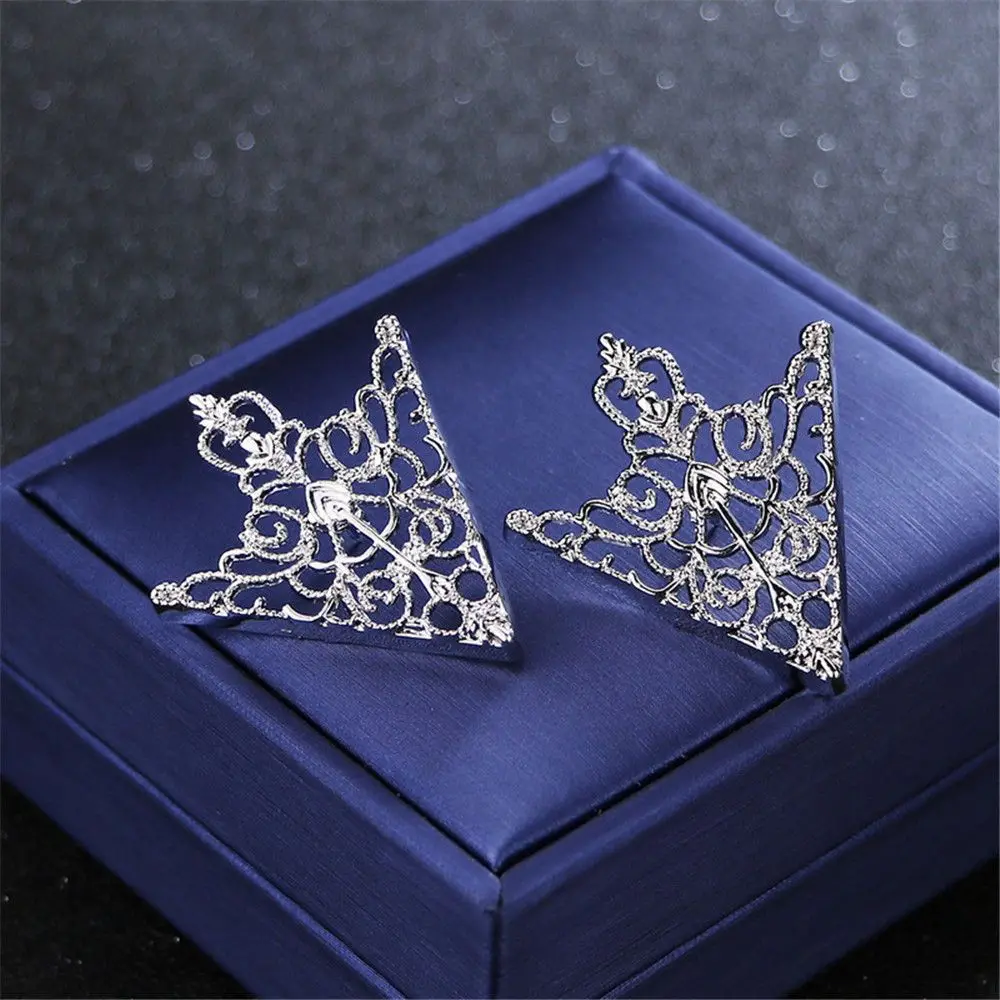 Vintage Fashion Wedding Hollowed Out Alloy Clothing Accessories Corner Badge Pins Triangle Brooch For Women|Men