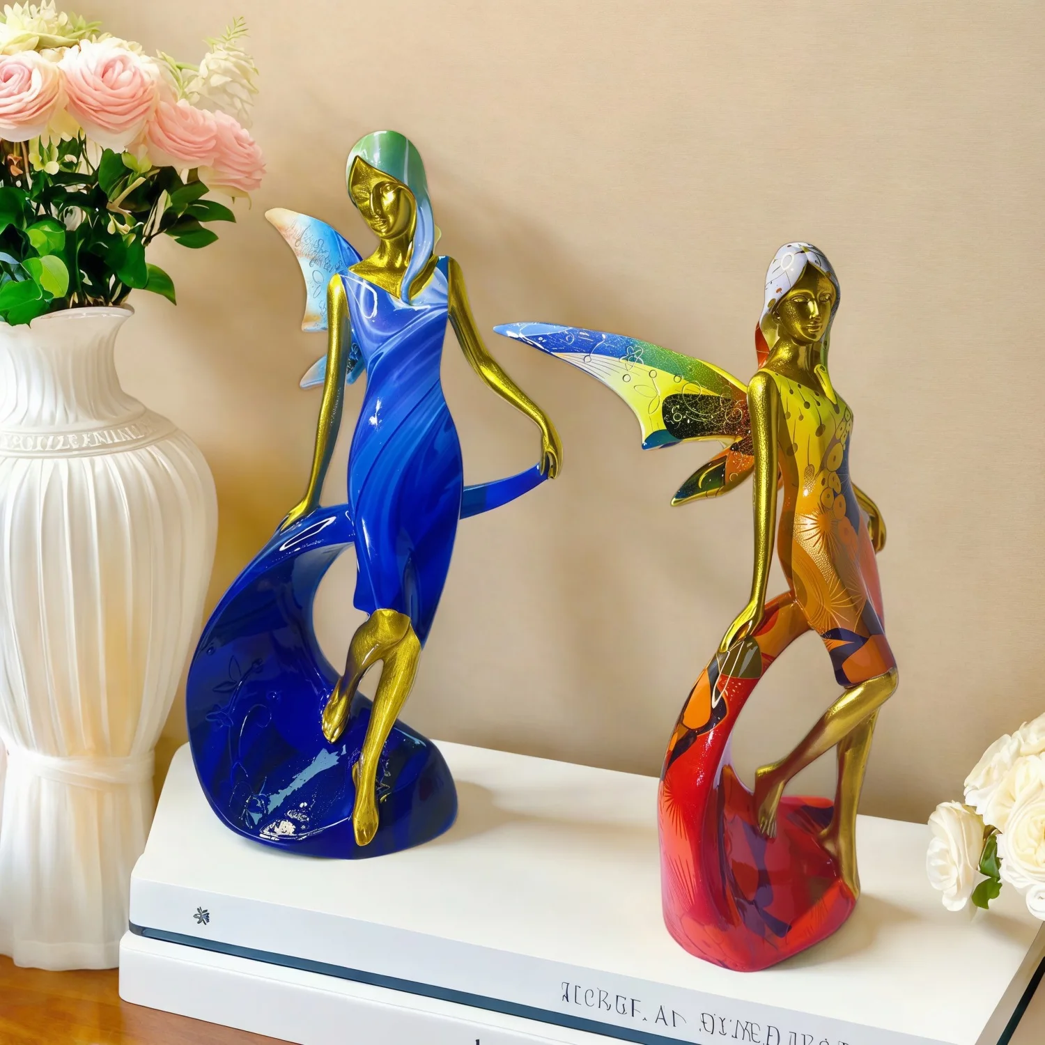 Sculpture en résine d'ange féerique élégante, ailes colorées, statue de table, décoration d'armoire de salon, cadeau de vacances pour femmes