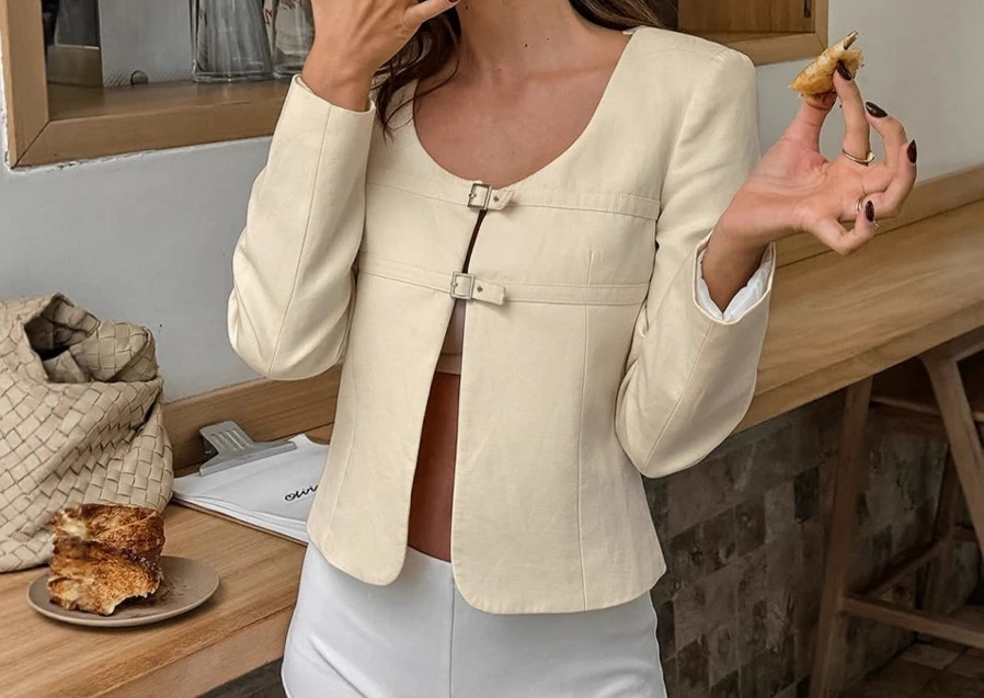 

Design Sense Niche Temperament Fashionable and Casual Apricot Colored Small Suit 2025 Autumn Women's Coat