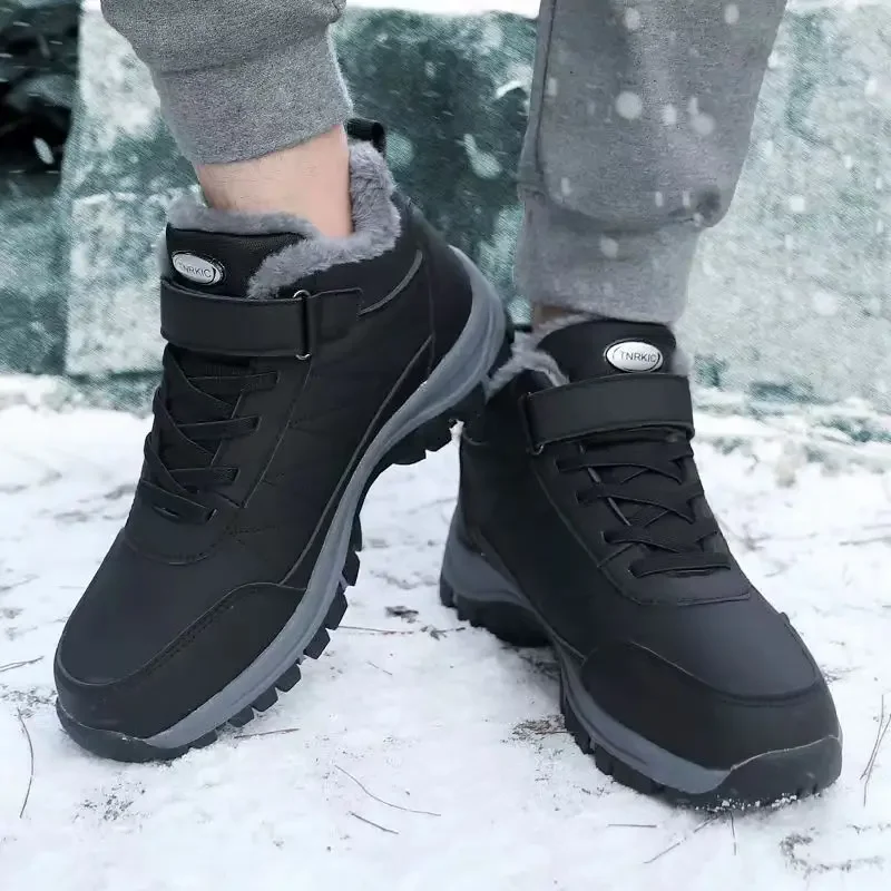 

Autumn Winter Fashion New Collection with Velvet Warm Soft Bottom Elderly Boots Anti Slip Lightweight Dad's Walking Snow Boots