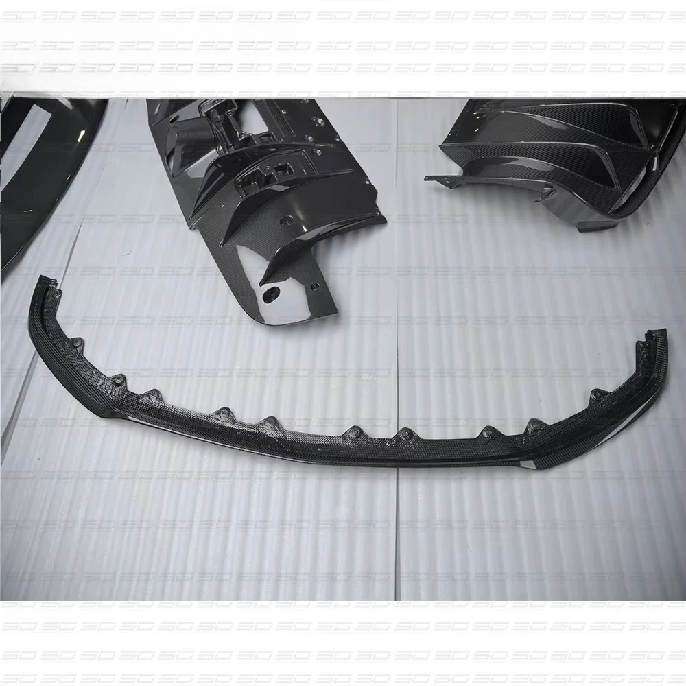 

Комплект кузова для подтяжки лица для Bentley Flying Spur Dry Carbon Bodykit, передняя губа, боковые юбки, задний диффузор, заднее крыло