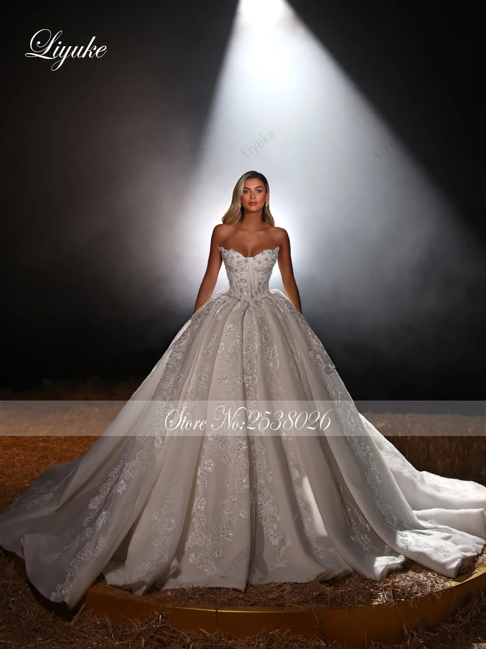 Liyuke Custom Made Luxury Beading Appliques Lace Ball Gown Wedding Dress Off Shoulder Sleeveless Sweetheart Bridal Gowns