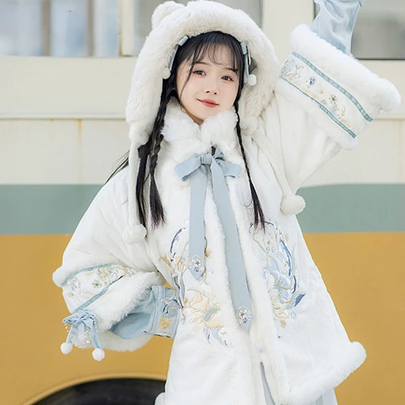 ฤดูหนาว Hanfu ผู้หญิงสามชิ้นทั้งชุด Ming Dynasty Top กระโปรงมีจีบน่ารัก Fairy ปักจีนแบบดั้งเดิมโบราณชุด