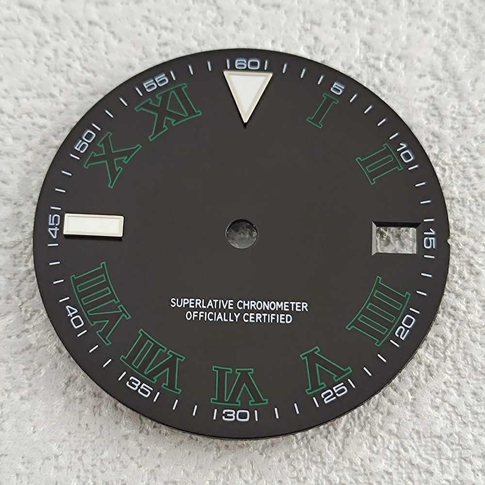 Quadrante NH35 da 28,5 mm Quadrante romano Quadrante luminoso blu ghiaccio Adatto per accessori per orologi con movimento NH35/36 Strumento di riparazione dell'orologio