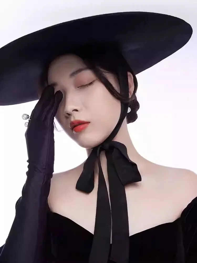 

2026 Brand Women Wool Fedoras Black Formal Hat Perform Winter Lady Fashion Outdoor Top Hat Stage Show Big Brim Felt Cap