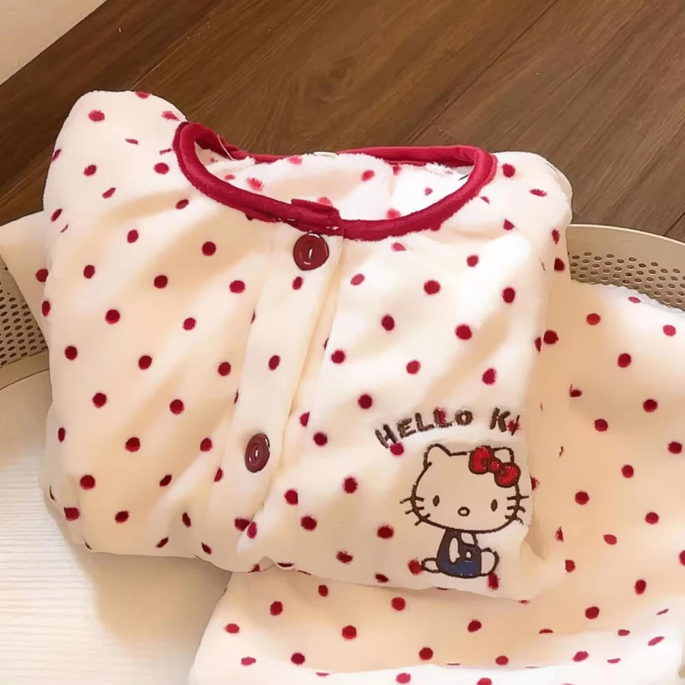 

Женский плюшевый пижамный костюм Hello Kitty Sanrio, аниме, весенне-осенние пижамы для девочек, утепленная ночная рубашка с героями мультфильмов, топы, брюки, домашняя одежда