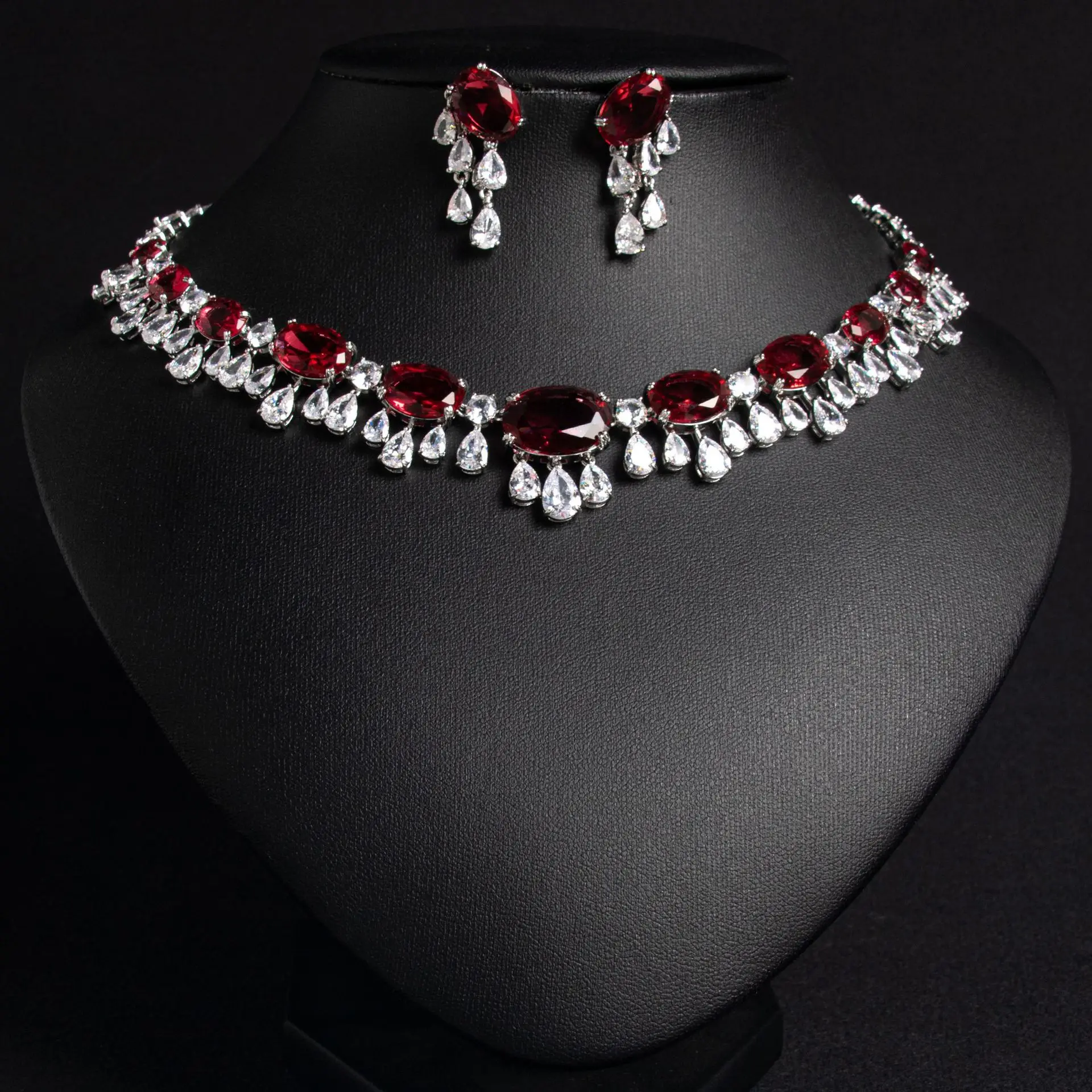 

Caibao Zircon Bride Necklace Earrings Set Banquet Clothing Jewelry