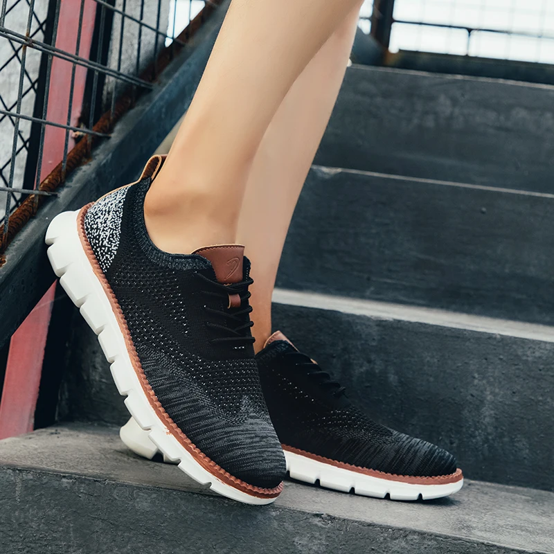Men Sneakers Mesh Breathable Summer Sports Fitness Shoes for Men Lightweight Soft Soled Shoes Solid Color Plus Size Zapatos