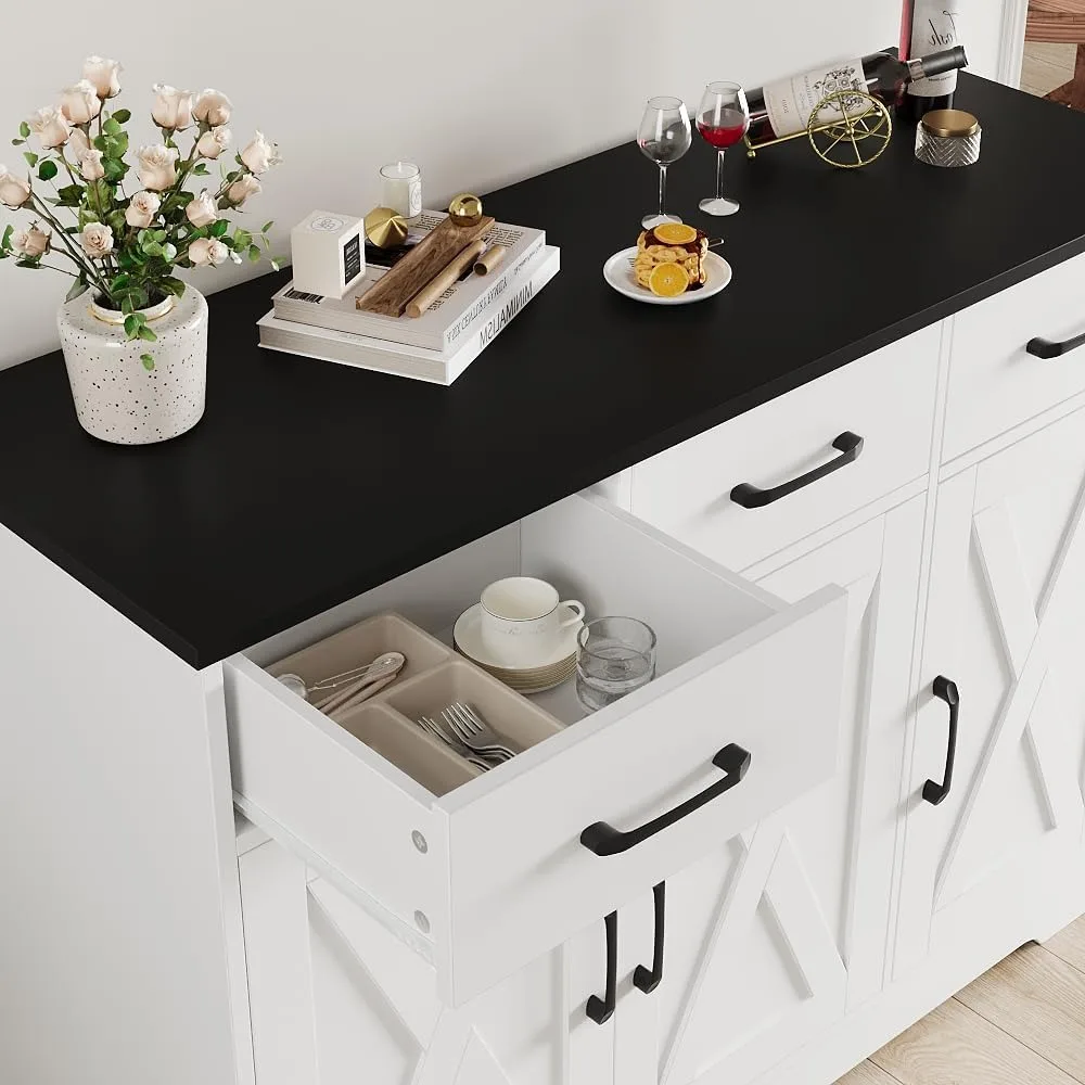 خزانة جانبية لبوفيه المزرعة الحديثة، خزانة تخزين بأبواب الحظيرة مع أدراج ورفوف، وبار قهوة خشبي مع