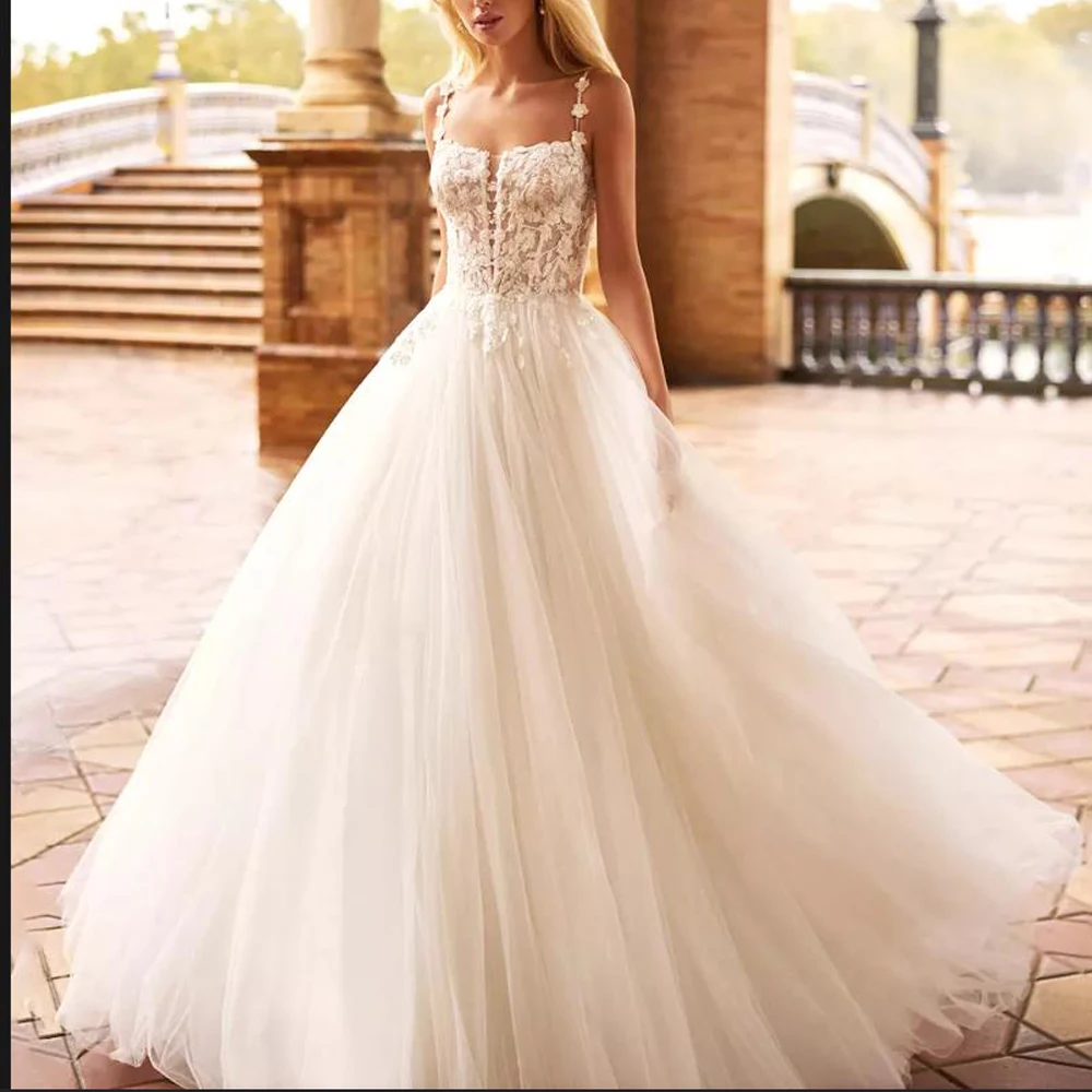 فستان زفاف مخصص بفتحة رقبة مربعة مع أشرطة سباغيتي مزين بالدانتيل ثوب حفلة svativi sencееее