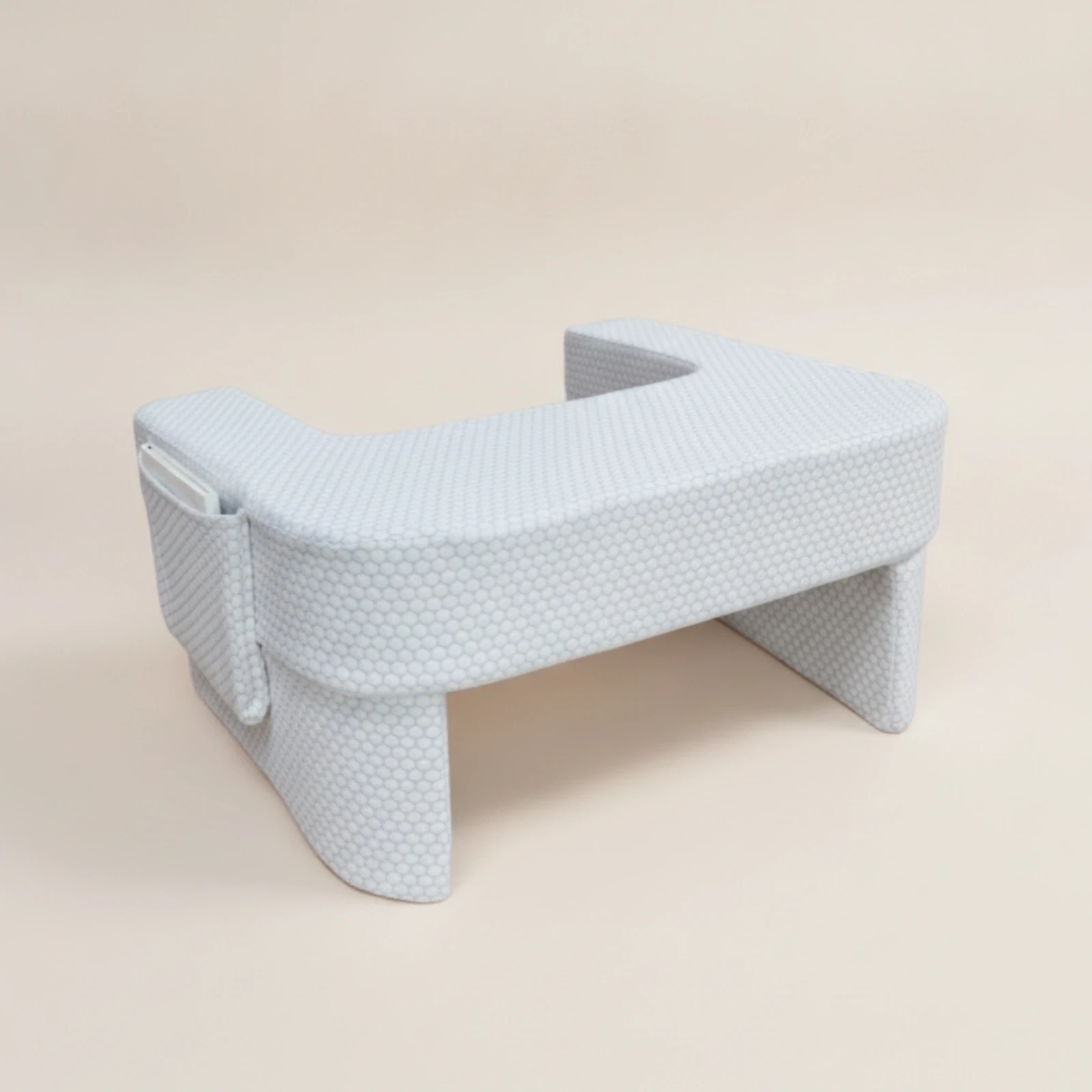 Molded Foam Reading Pillow Open-Center Reading Pillow Bedding Accessory Vacuum-Compressed Support Cushion Detachable Design