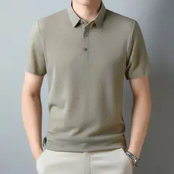 Polo fino de seda e gelo masculino, lapela sólida, patchwork de botões, respirável, top de manga curta, casual, elástico, inteligente, fresco, verão, 2022