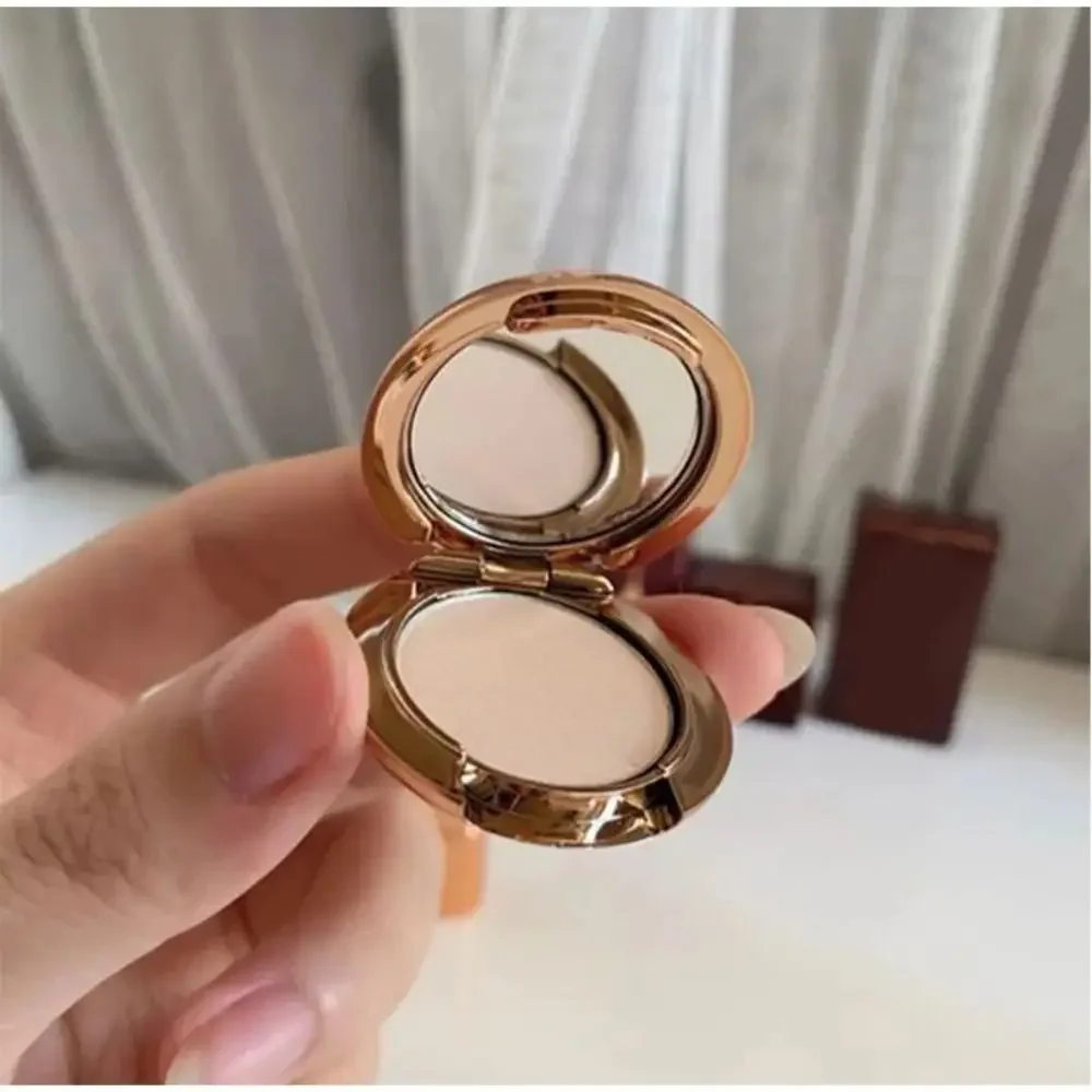 Mini polvere impostazione campione di polvere controllo dell'olio duraturo fondotinta impermeabile Natural Brighten Skin Tone Mini Powder Makeup