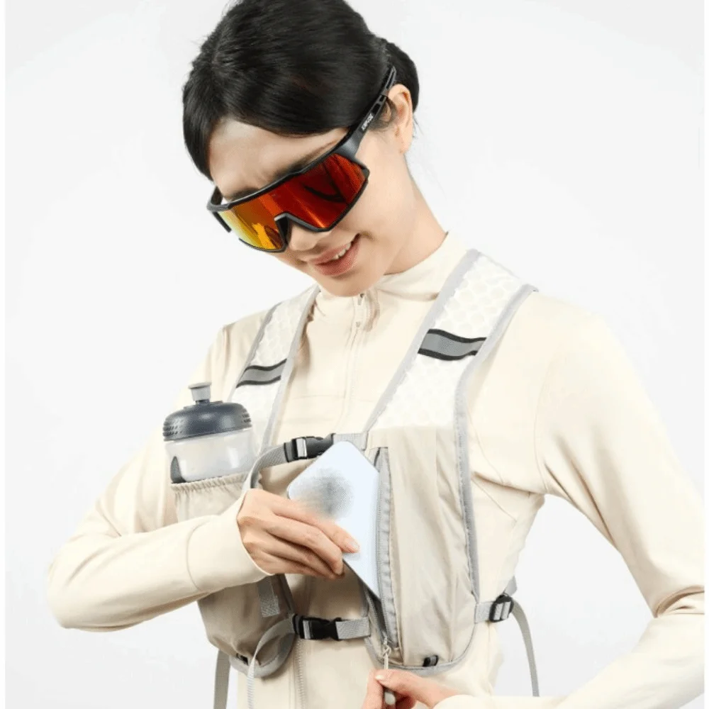 

Waterproof Reflective Running Vest Pack Breathable Multifunctional Running Hydration Vest Bag Adjustable Convenient