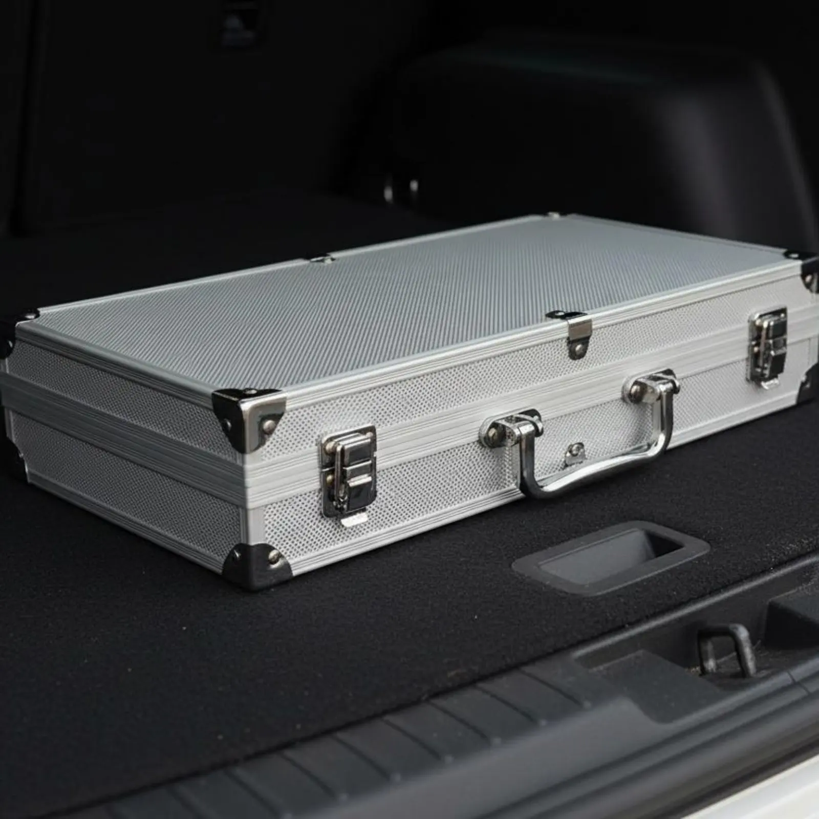 

Aluminum Tool Container Lockable Latches Foam Padded Instrument Container Aluminum Briefcase Portable Handle Storage Container