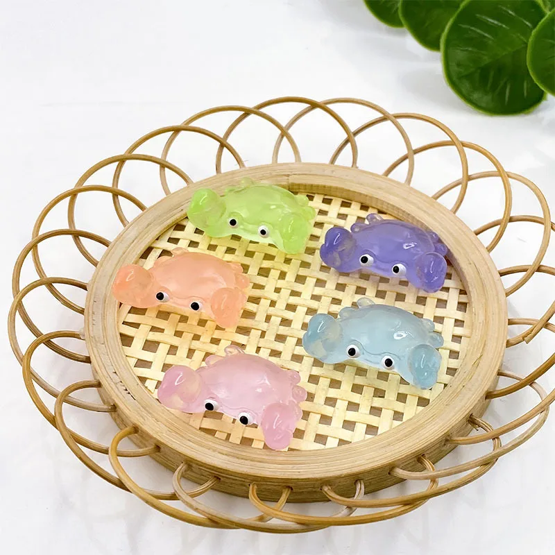 10 szt. Świecące w ciemności urocze krabiki z żywicy, dekoracje na biurko, ozdoby, rękodzieło DIY, akcesoria do spinek do włosów, breloczków, zabawki