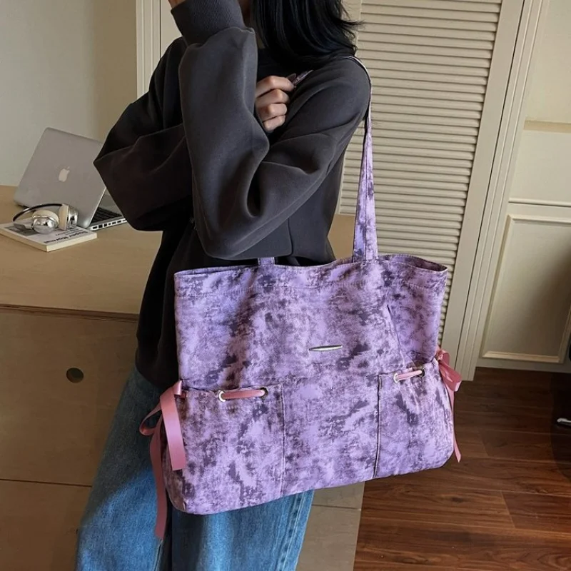 

Best Leather Handbag For Business Women With Large Capacity Classic Designer Flair And Commuter Functionality