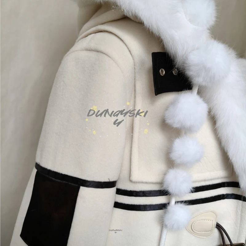 الشخصية الرئيسية تأثيري حلي الحب والمساحة العميقة الشتاء الدفء معطف الصوف الأبيض Kawaii النساء ملابس الهالوين #6