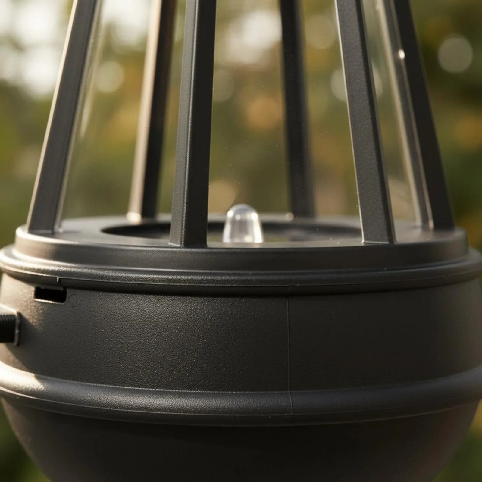 Solar Avian Hanging Lamp Weather Resistant Solar Avian Lamp Parrot Garden Lantern Waterproof Outdoor Lighting Auto On/deactivate - view 3
