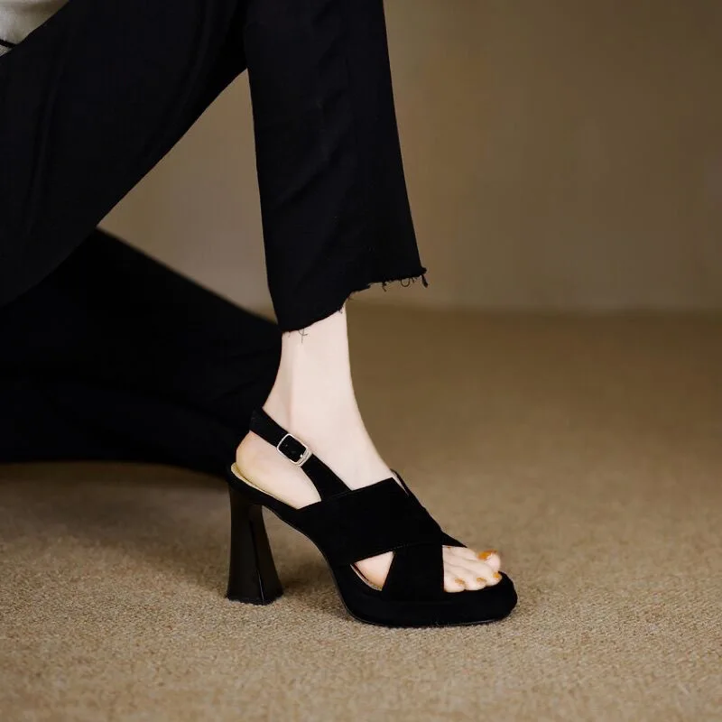 Summer Heels Shoes Women Sandals Square Toe Thick Heeled Pumps Elegant Back Strap Black Leather Shoes 39 40 Sizes Outside