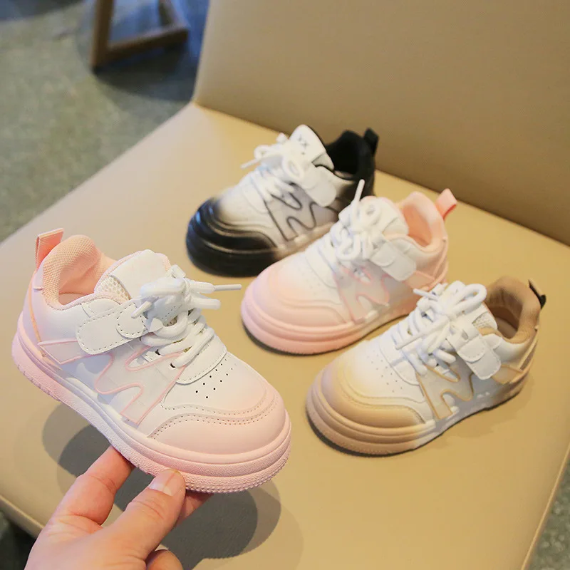 

Children's Sneakers2024Spring and Autumn Girls' White Shoes Lightweight Boys' Casual Sneakers Soft Bottom Baby Dad Shoes Single