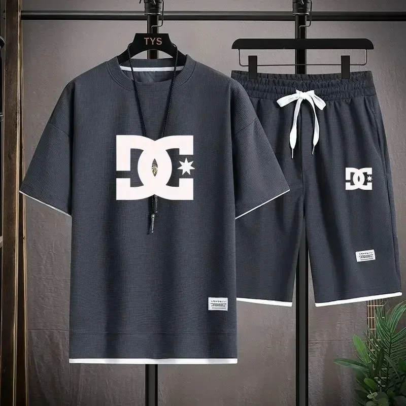 New summer men's short sleeve T-shirt + jogging shorts 2 sets outdoor fashion fishing breathable men's leisure sports suit