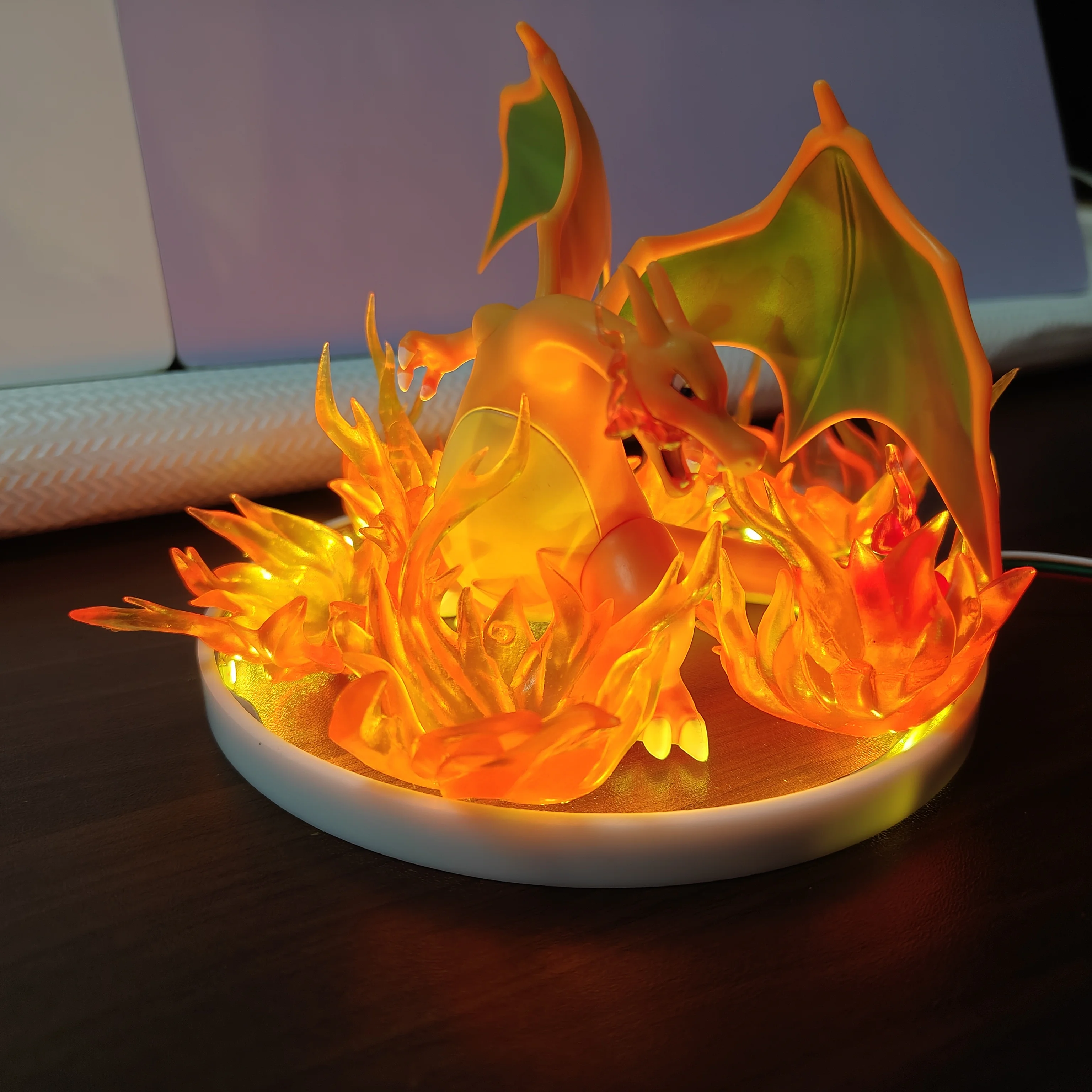 

Pokemon Pocket Monsters Anime Charizard DIY Model Figurine Anime Figure Action Figures & Lamp & Flame Remote Control