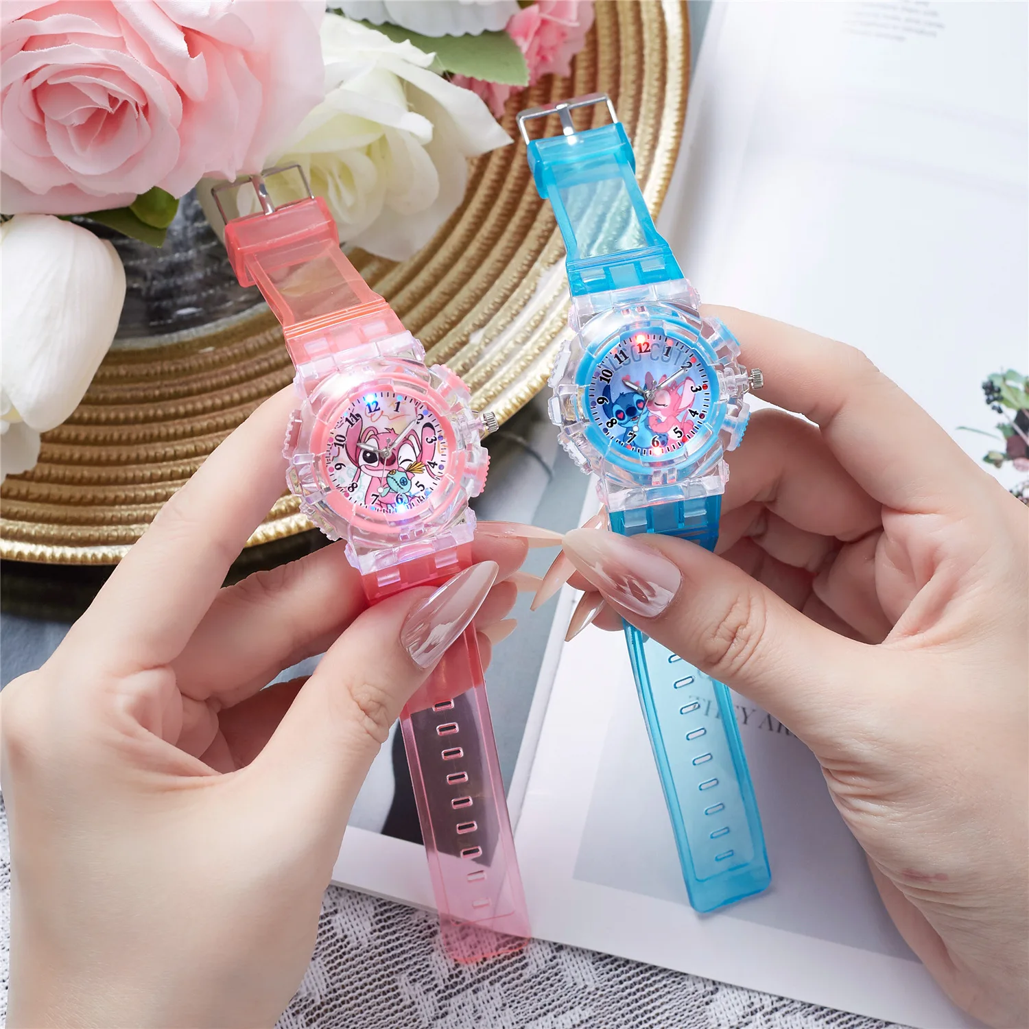 Детские часы с героями мультфильмов, милые кварцевые часы с прозрачным ремешком, светящиеся часы, мужские и женские электронные часы, подарок Детские часы с героями мультфильмов, милые кварцевые часы с прозрачным ремешком, светящиеся часы, мужские и женские электронные часы, подарок