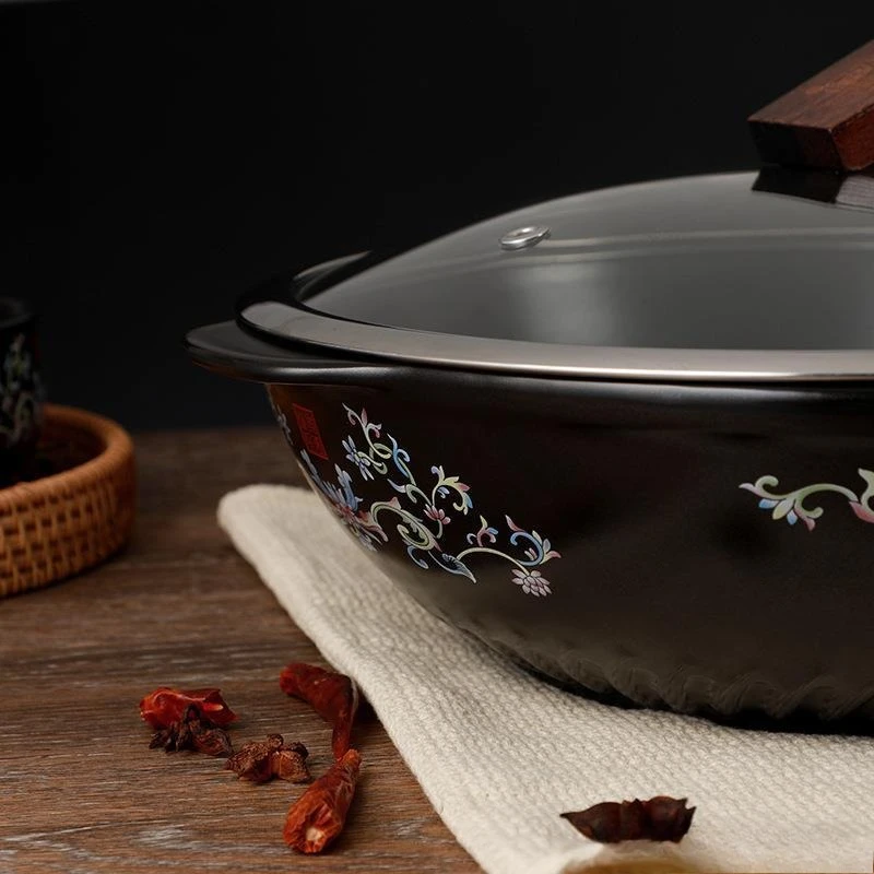 Jingdezhen, ceramic wok enamel color, not easy to stick to the enamel color wok with lid, household open flame health uncoated