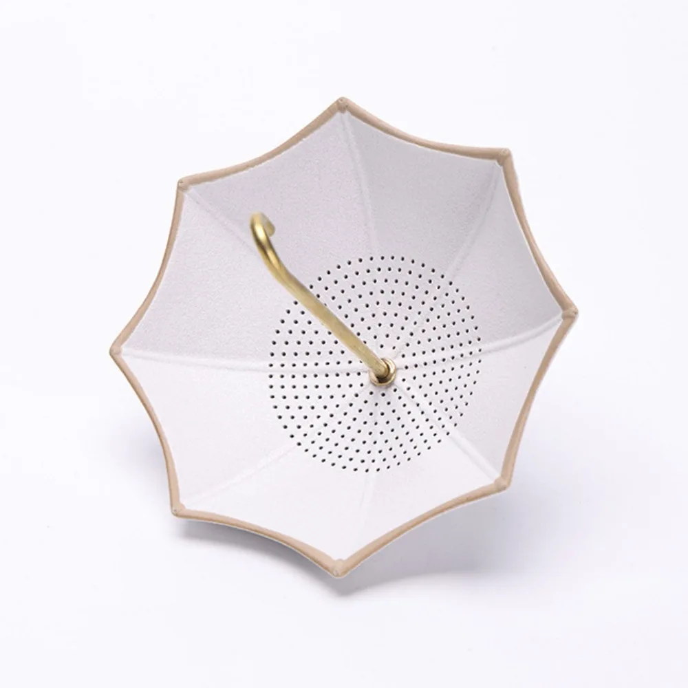 

Ceramic Umbrella Tea Strainer Chinese Style Traditional Tea Infuser with Tassel Blue White Porcelain Pattern Tabletop Decoration