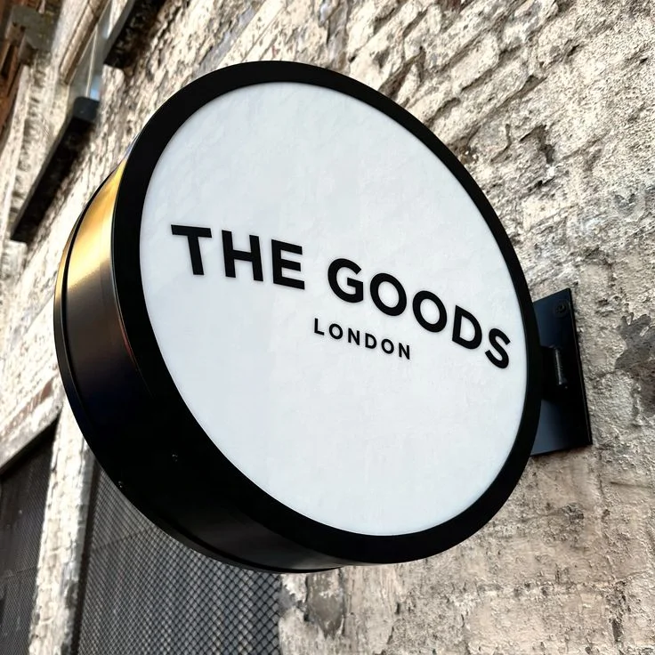 Customized wall panels Round panels Led light boxes on both sides Bar restaurant store signs
