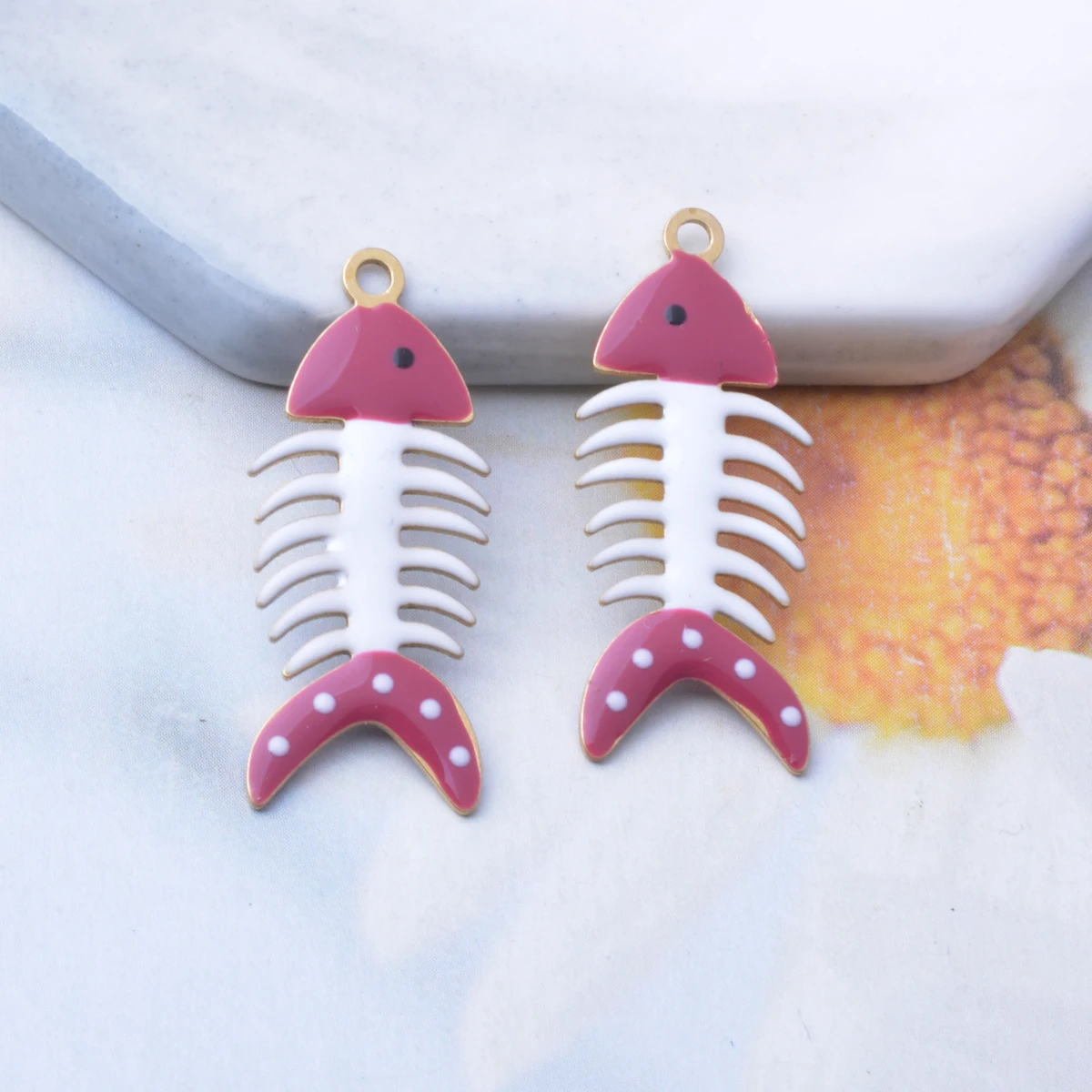 6 Stück 28*11mm Beidseitig emaillierte Kupfer-Fischgräten-Anhänger mit Öltropfen-Design für DIY-Schmuck- und Ohrringherstellung – Detail 8