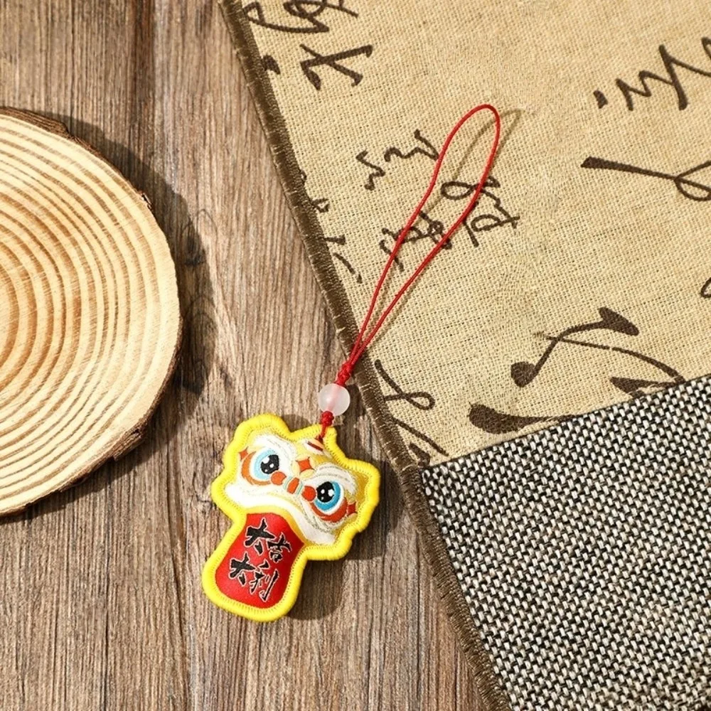 

Brocade Lion Dance Embroidered Pendant Awakened Lion Spring Festival Chinese New Year Pendant Tassel Chinese Style