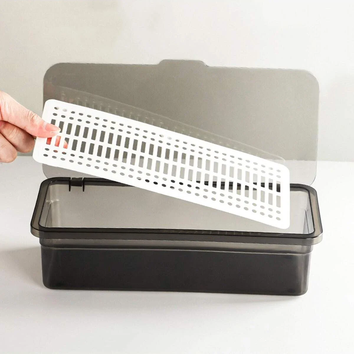 Scatola portaoggetti per pennelli per trucco da 1 pezzo, custodia trasparente antipolvere con vassoio drenante per coperchio, portaoggetti per pennelli per ombretto per uova di bellezza