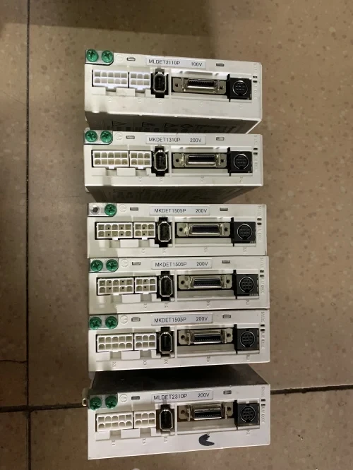 MKDET1310P SERVO DRIVER   ,     In good working condition, free shipping    A