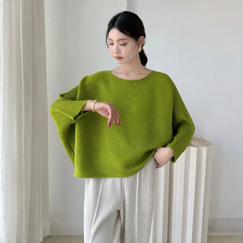 Miyake Simple Style Solid Color Pleated High Elastic T-shirt 2026 Autumn New Large Size Temperament Age-reducing Versatile Top