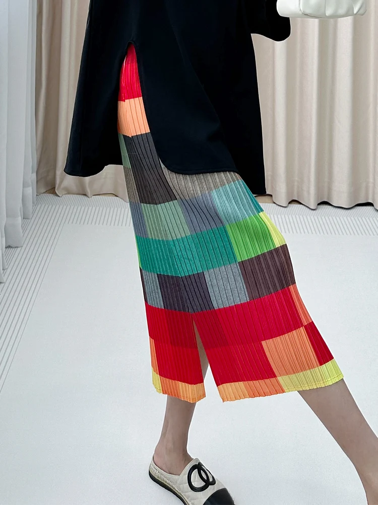 

Fashionable Rainbow Print Halter Neck Gown Women's Silk Blend High Waist Pleated Skirt Commute Style Autumn New Arrival