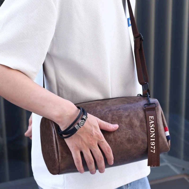 New Shoulder Messenger Bag, Korean Version of Fashion Men's Bag, Casual Large-capacity Drum Bag, Tide Handbag, Sports Backpack.
