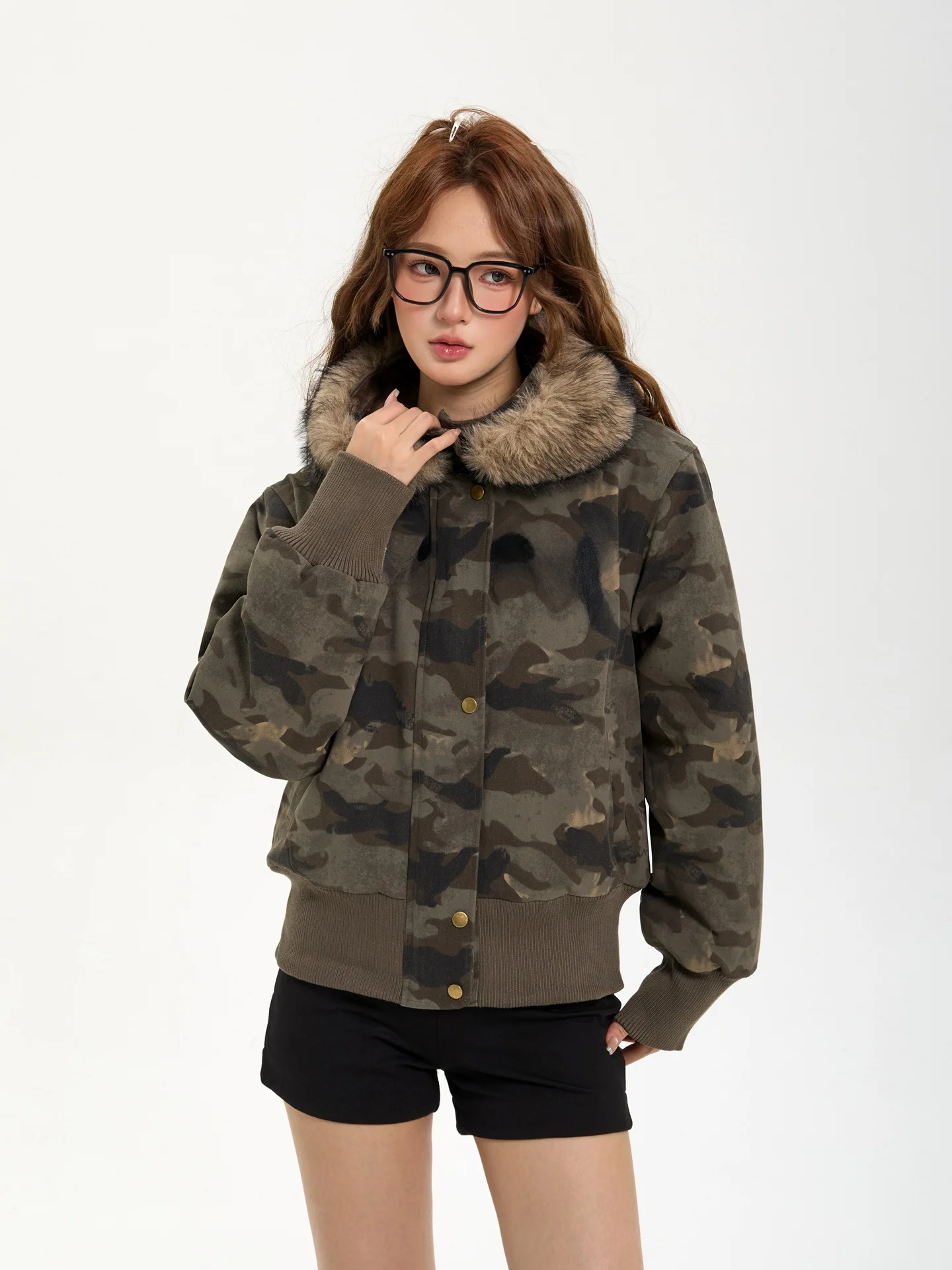 

7KEEWEN Зимняя женская хлопковая куртка Thiened в стиле ретро в американском стиле со съемным меховым воротником, уличная свободная молния...