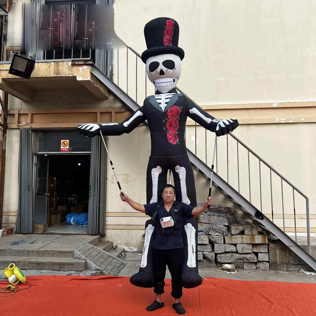 

Inflatable Zombie Puppet Adults Size Inflatable Halloween Puppet Scary Zombie Model Inflatable Walking Puppet