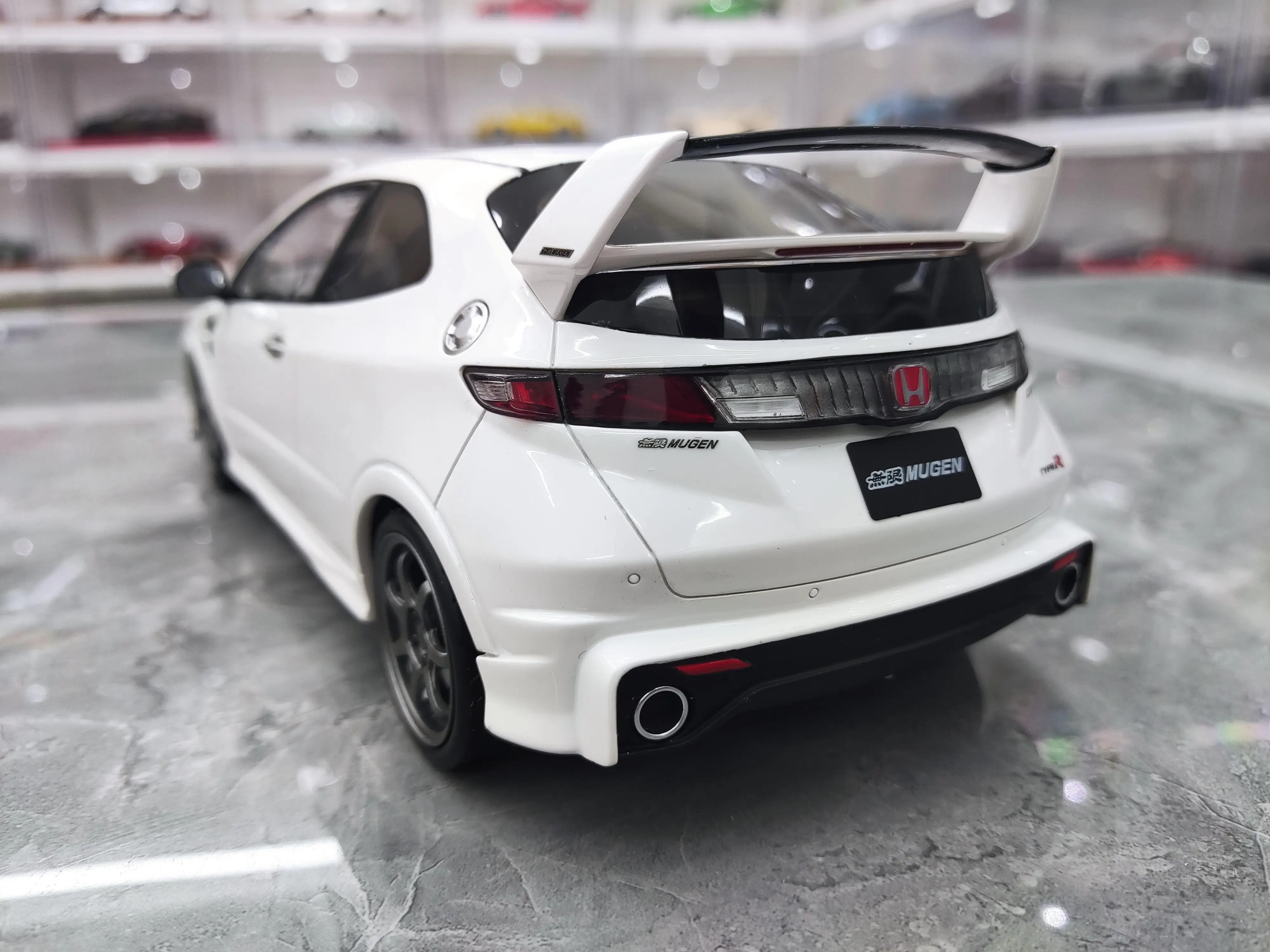 OTTO 1:18 For CIVIC FN2 TYPE R 2009 JDM Limited to 2000 Sets Simulation Resin Alloy Static Car Model Toy Gift