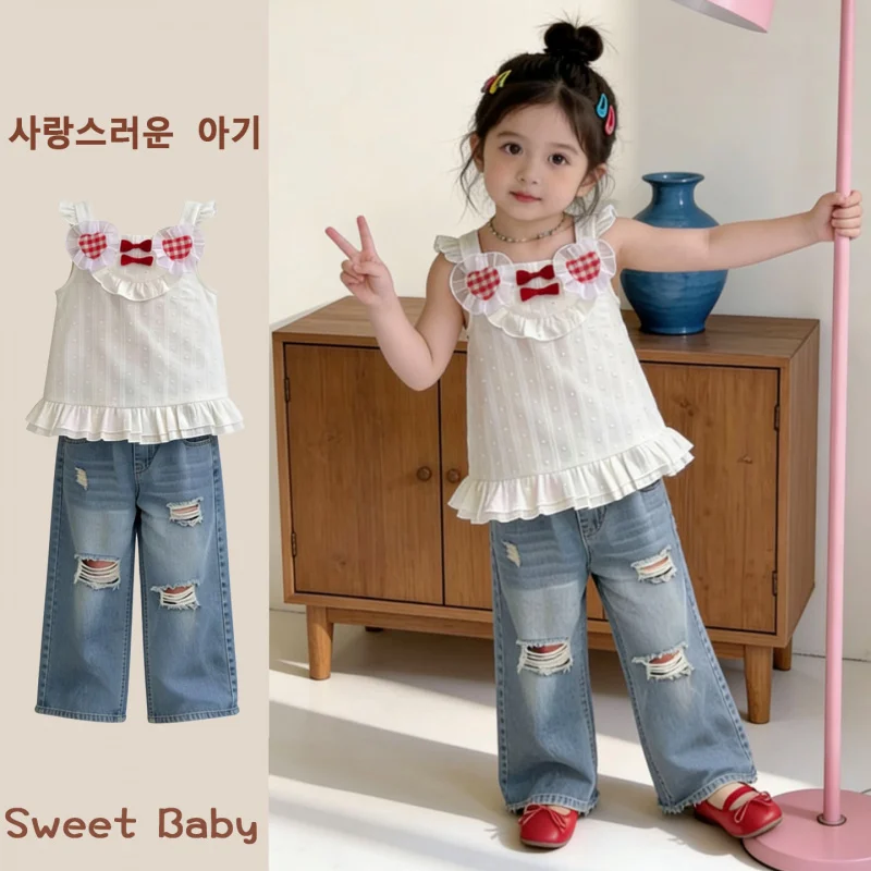Girls Suit26Summer new children's heart-shaped bow flutter-sleeve top for girls, summer ripped jeans