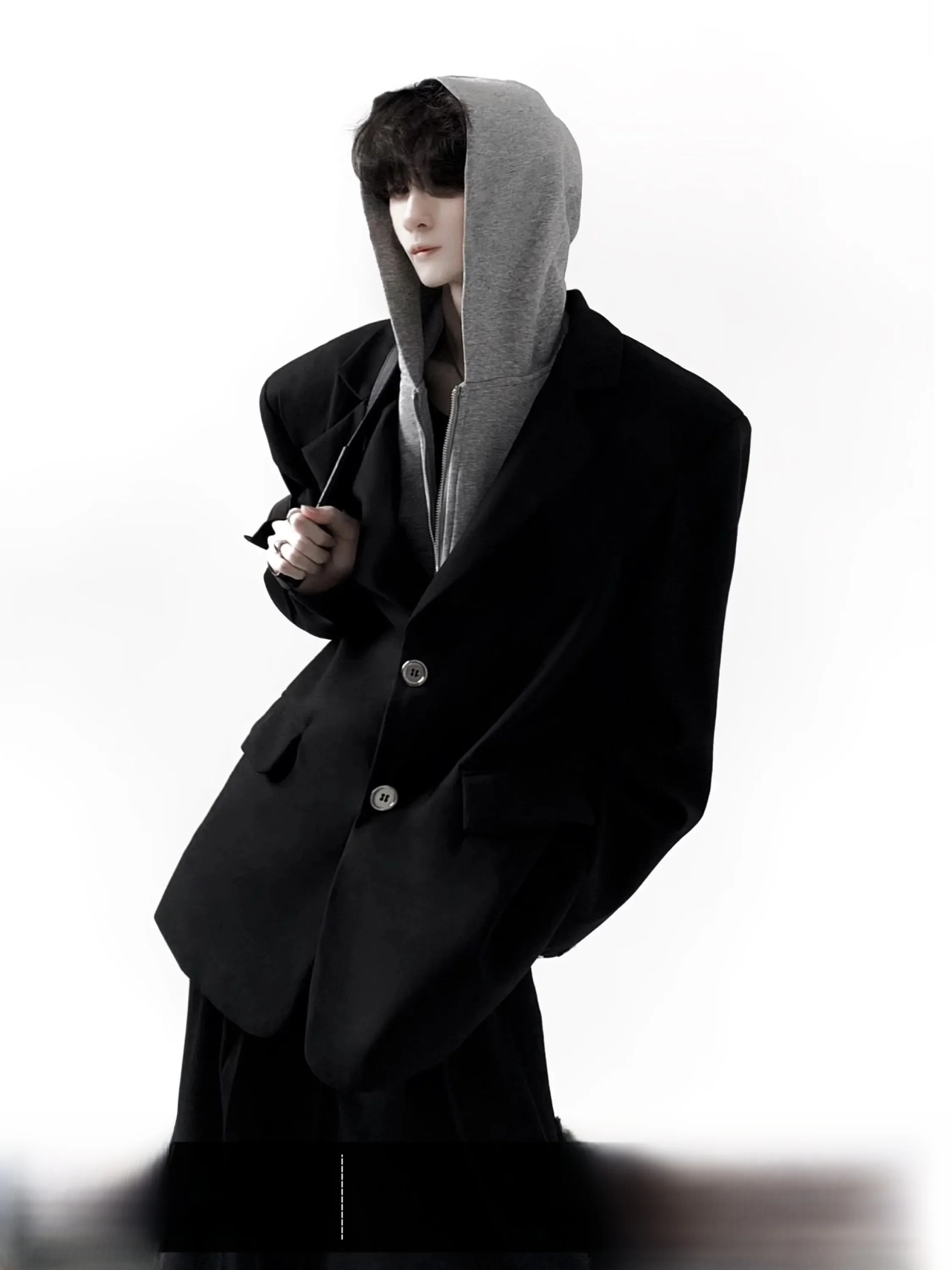 Loose Fit Casual Men's Suit Jacket with Shoulder Pads Autumn Mountain Style Hooded Two-Piece Suit Design Korean Style Long Sl...